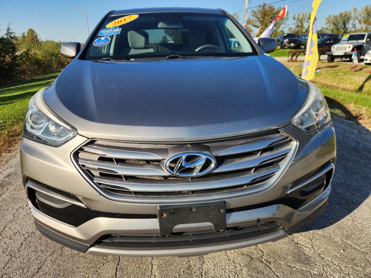 Photo 3 of this Hyundai Santa Fe Sport