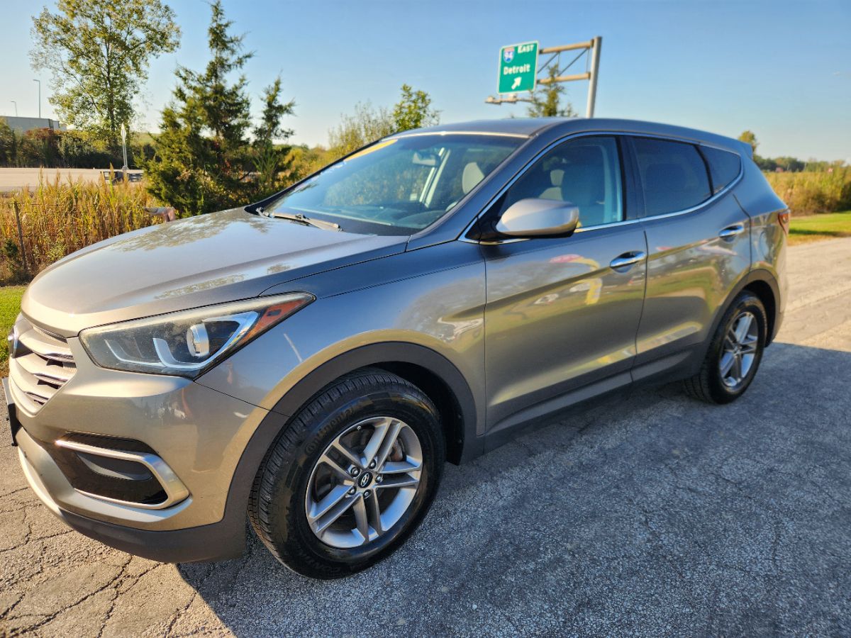 Photo 5 of this Hyundai Santa Fe Sport