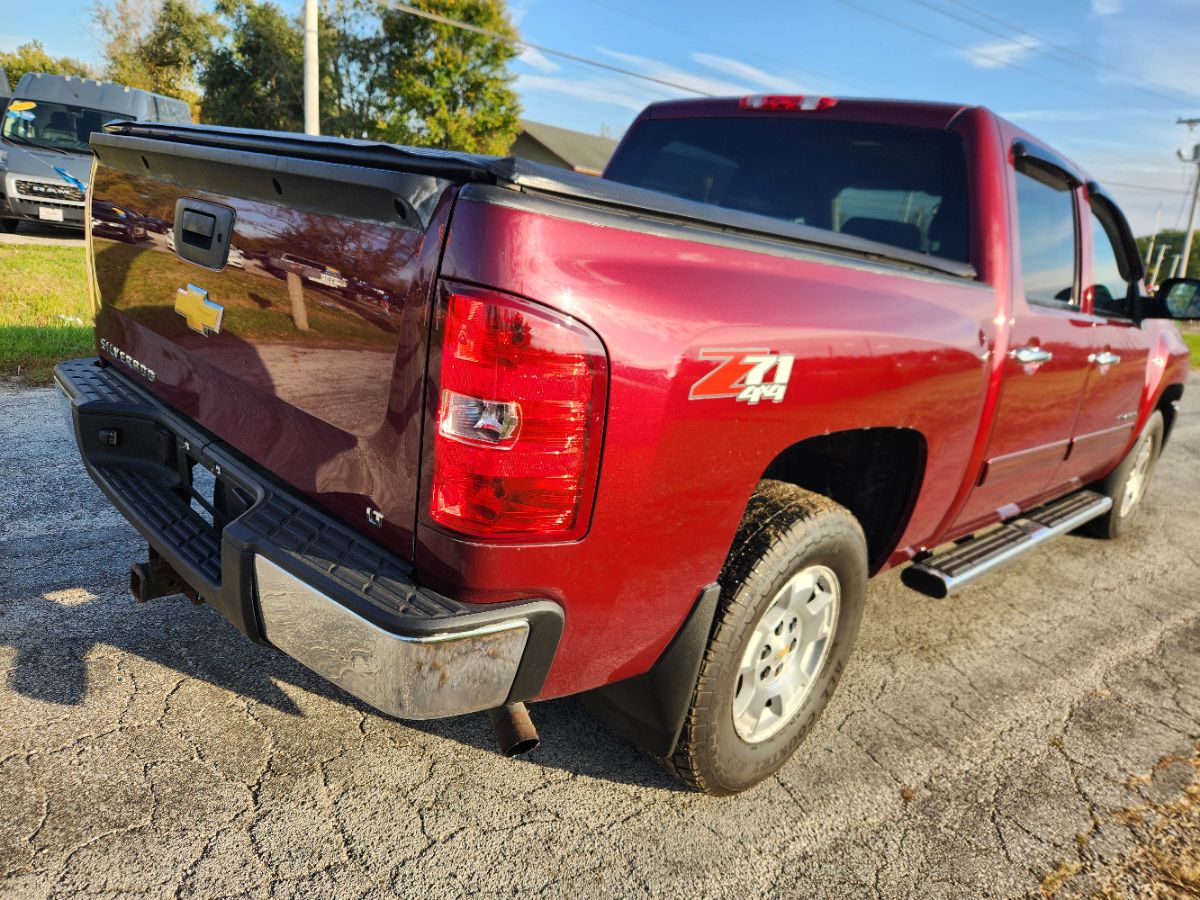 Photo 9 of this Chevrolet Silverado 1500