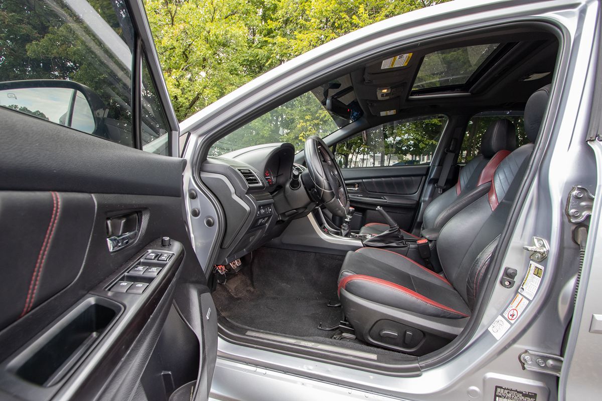 2017 Subaru WRX STI Limited photo 4