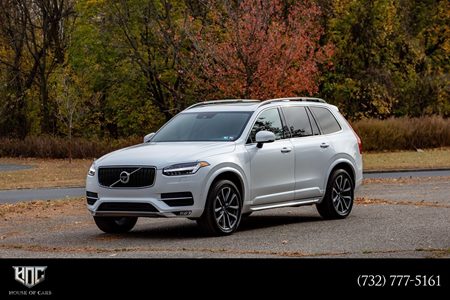 2018 Volvo XC90 Momentum