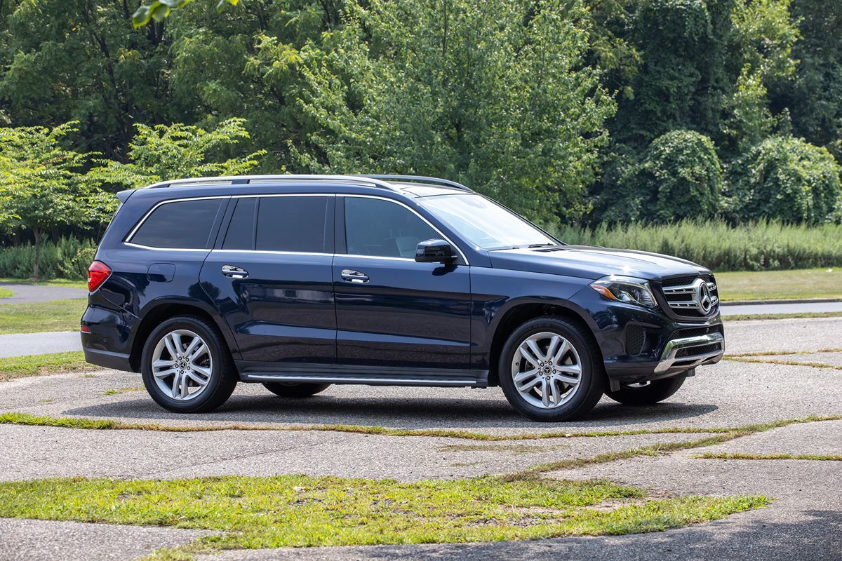 2018 Mercedes Benz GLS 450 4MATIC photo 3