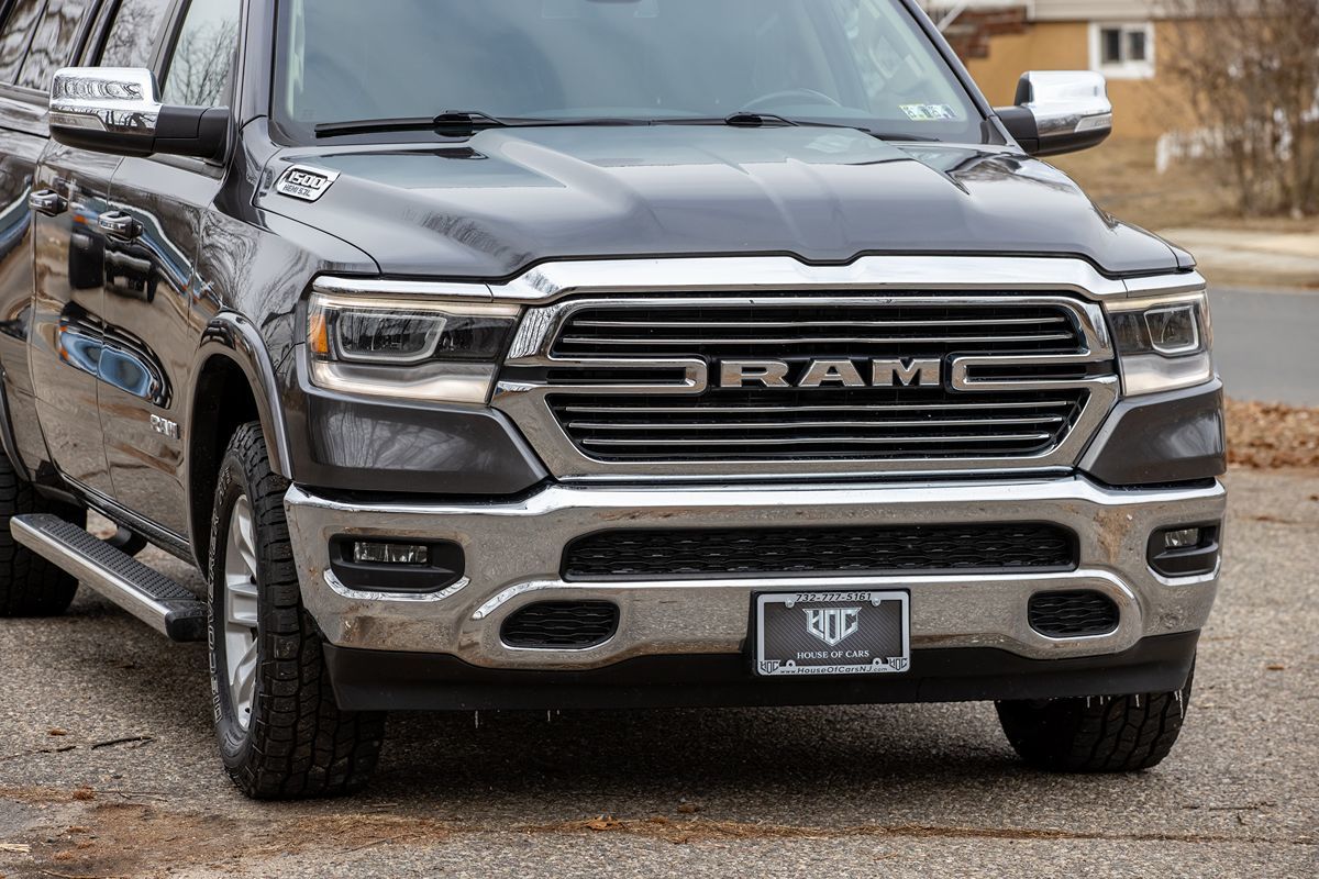 2019 Ram 1500 Laramie photo 6