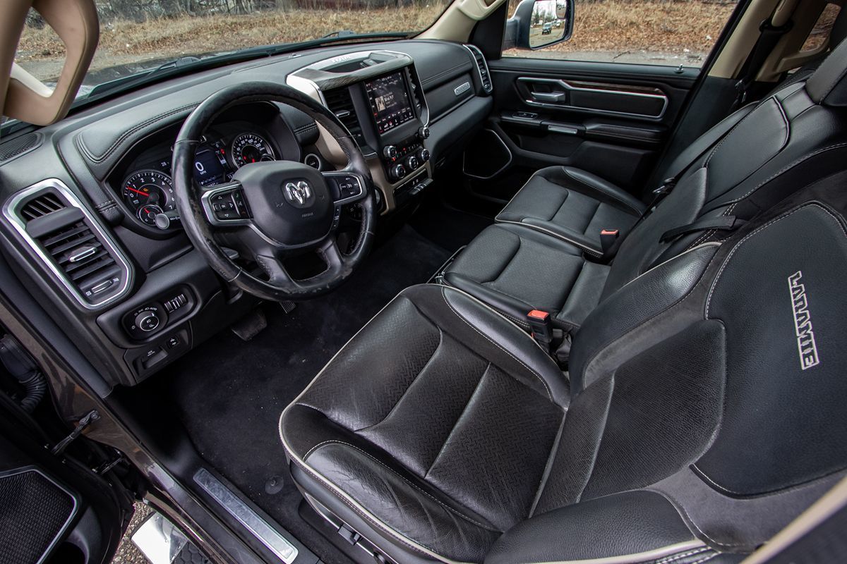 2019 Ram 1500 Laramie photo 10