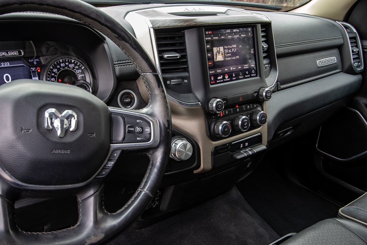 2019 Ram 1500 Laramie photo 12