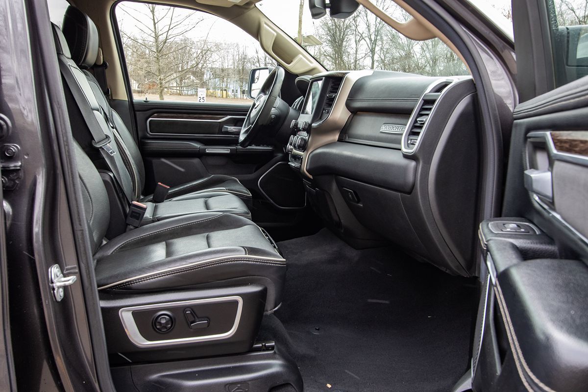 2019 Ram 1500 Laramie photo 21