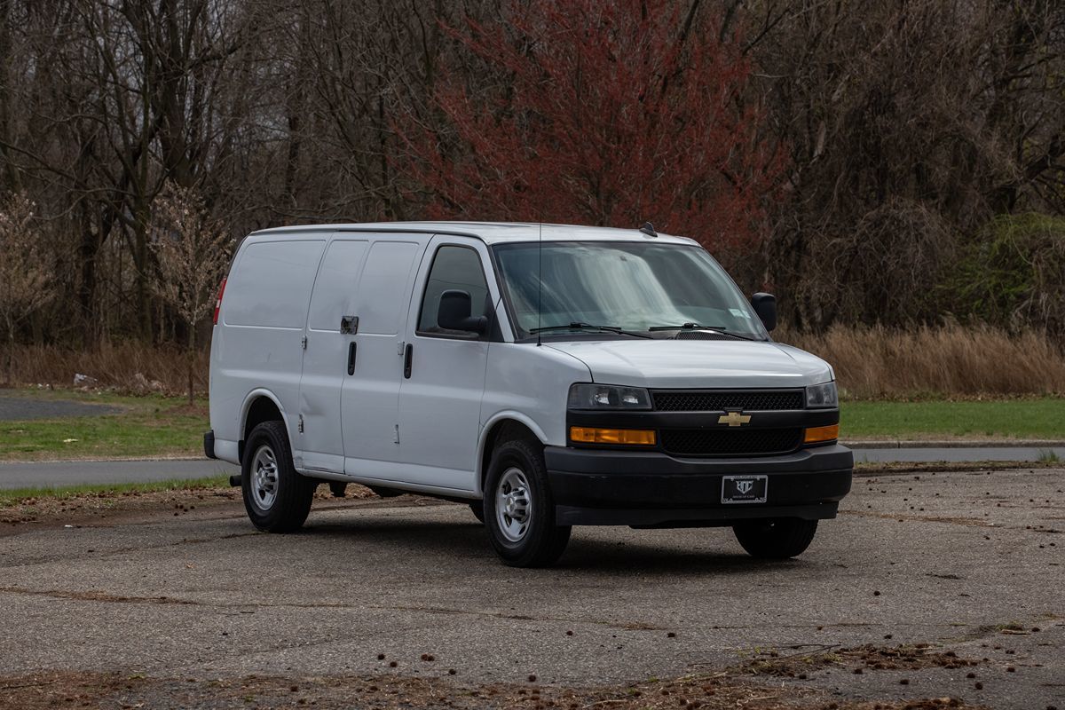2020 Chevrolet Express Cargo Van photo 2