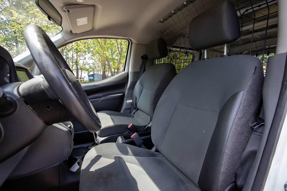 2020 Nissan NV200 SV photo 10