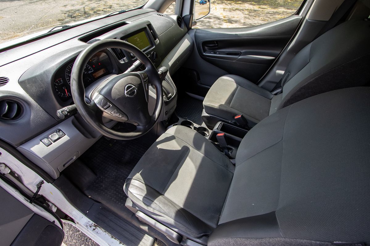 2020 Nissan NV200 SV photo 11