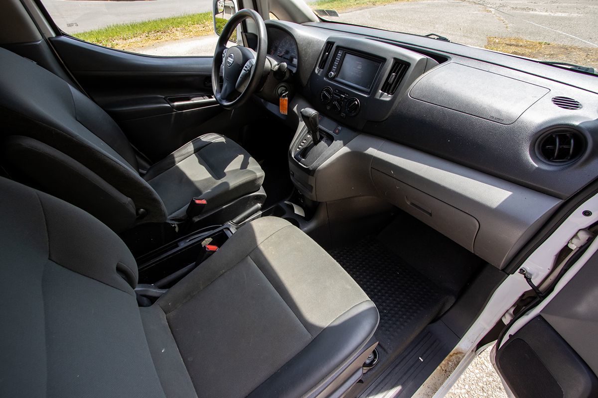 2020 Nissan NV200 SV photo 22