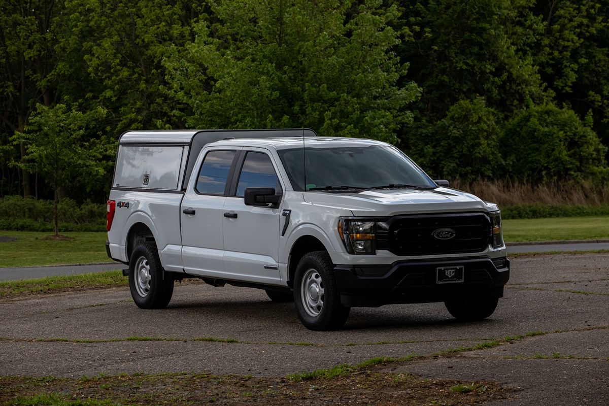 2023 Ford F-150 XL photo 2