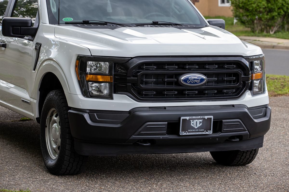 2023 Ford F-150 XL photo 6