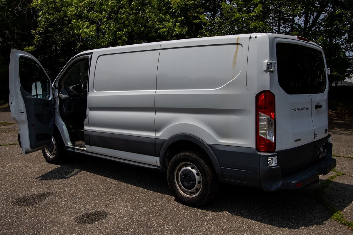 2017 Ford Transit Van Base - Photo 7