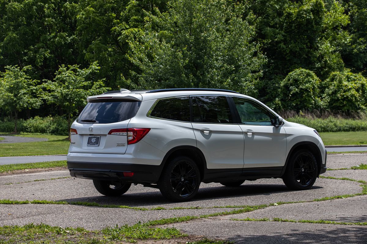 2021 Honda Pilot Special Edition photo 4