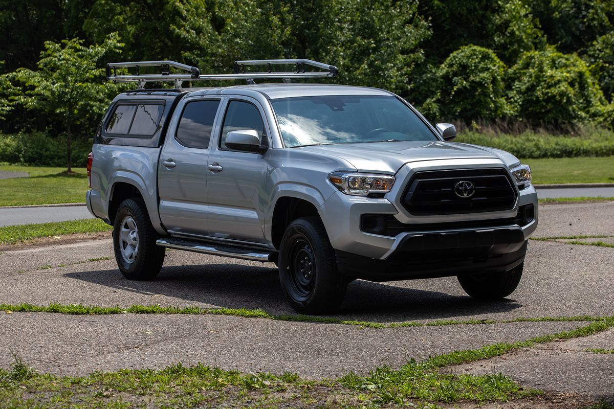 2022 Toyota Tacoma SR photo 2