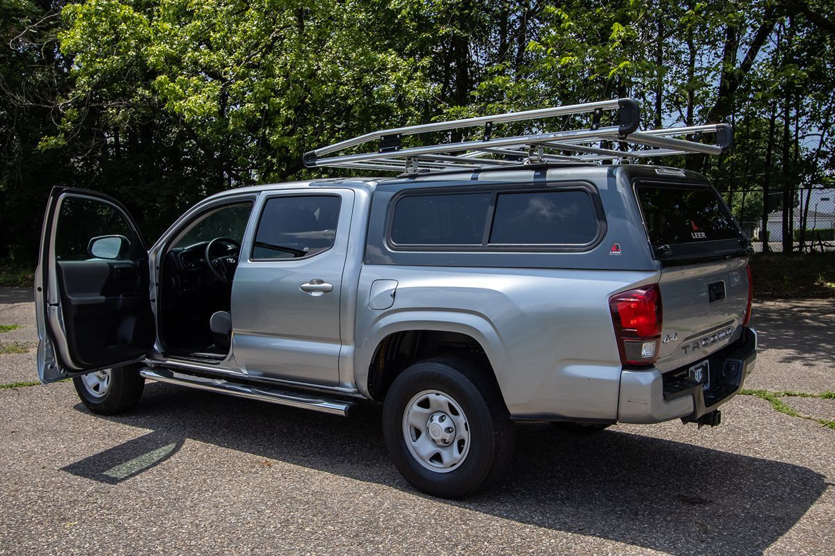 2022 Toyota Tacoma SR photo 7
