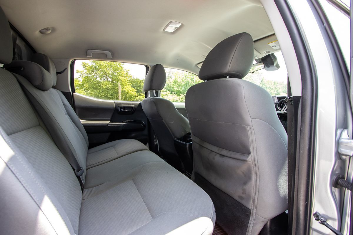 2022 Toyota Tacoma SR photo 22