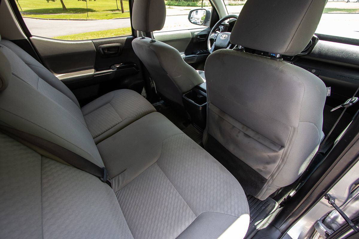 2022 Toyota Tacoma SR photo 23