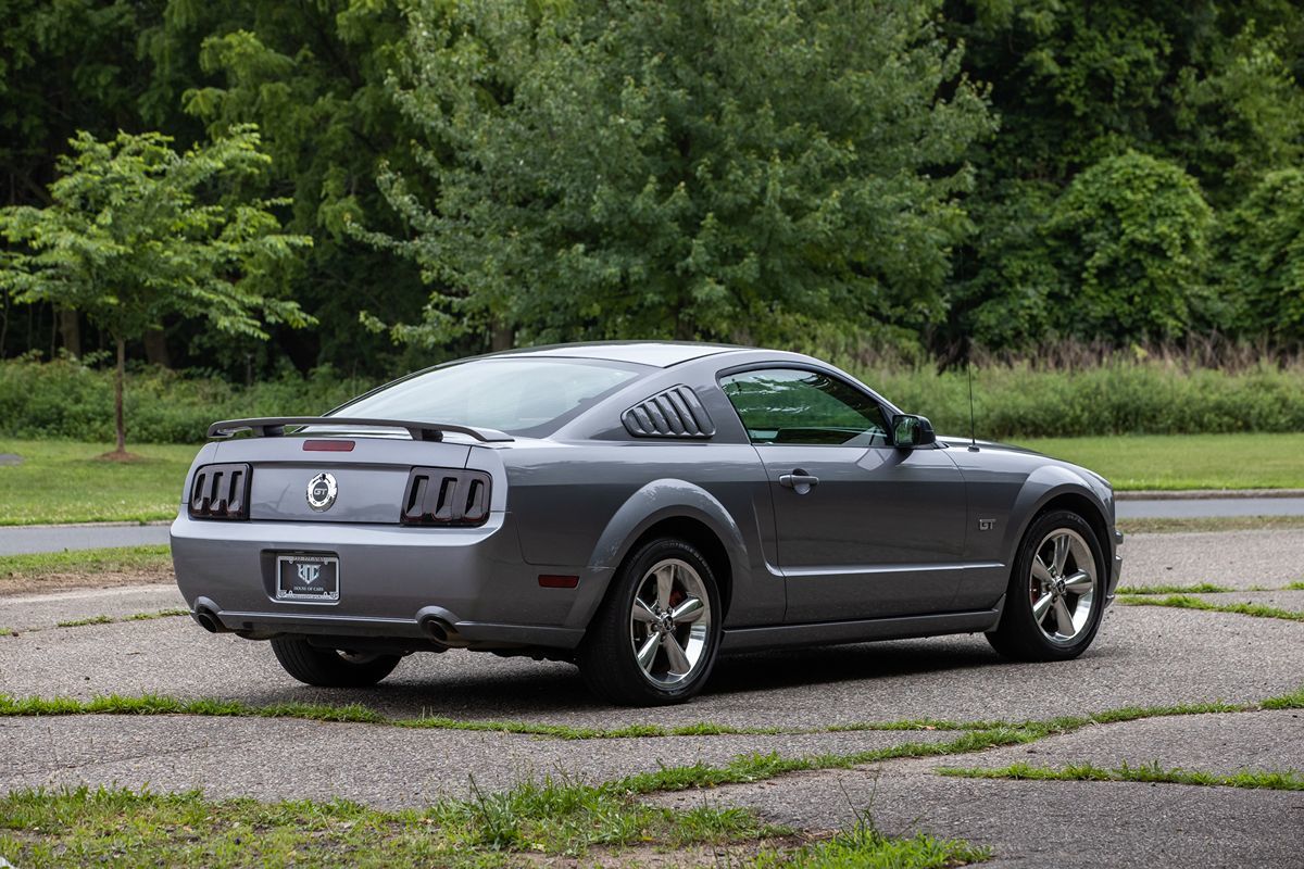 Sold 2006 Ford Mustang GT Premium in Edison
