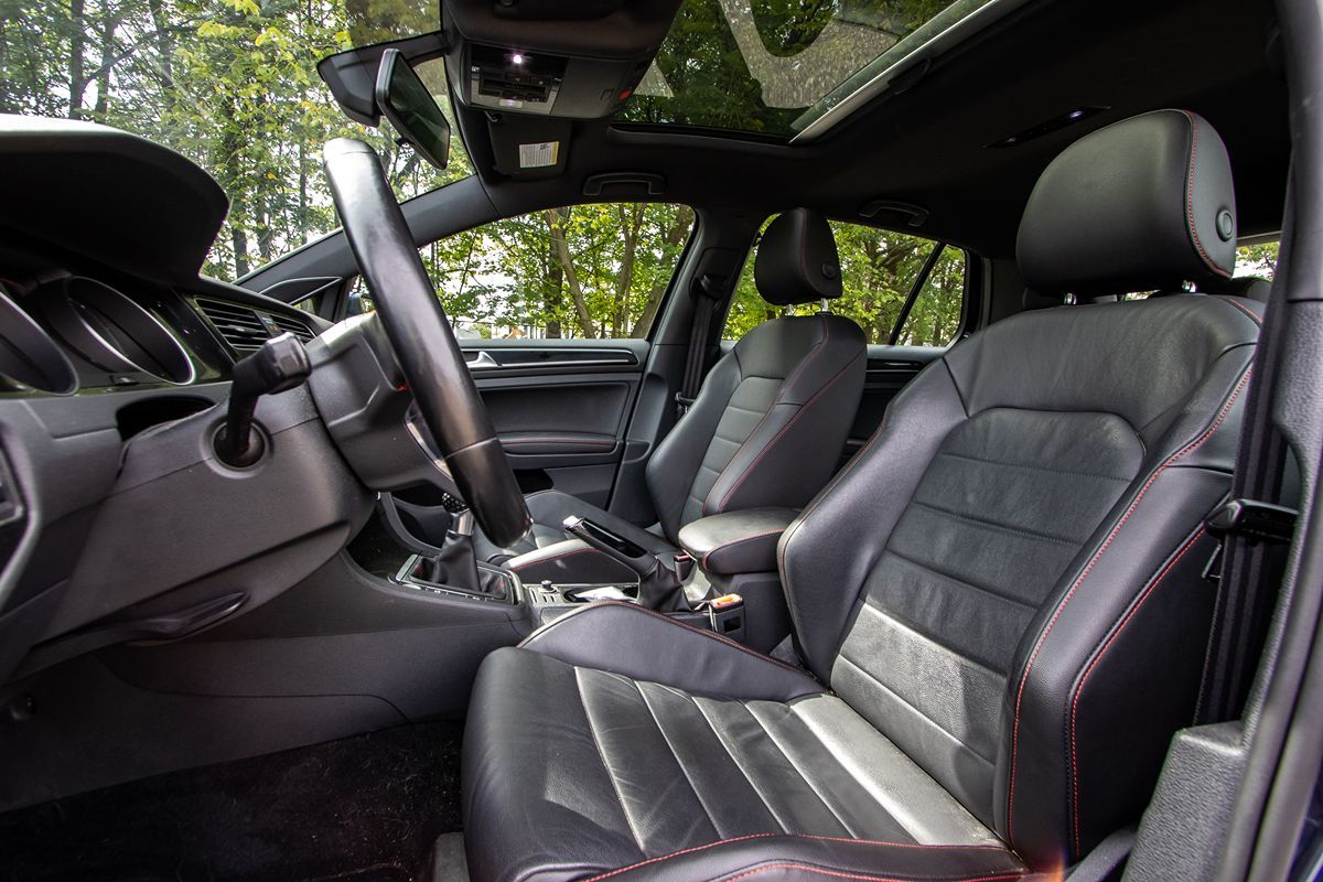 2017 Volkswagen Golf GTI Sport SE Autobahn photo 8