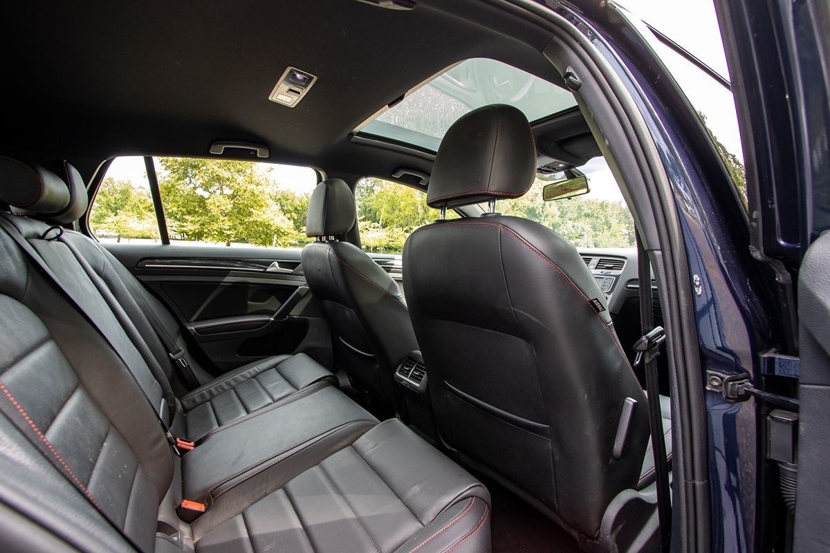 2017 Volkswagen Golf GTI Sport SE Autobahn photo 21