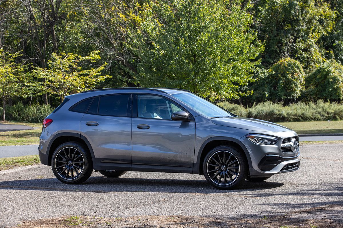 2021 Mercedes Benz GLA 250 AMG photo 3
