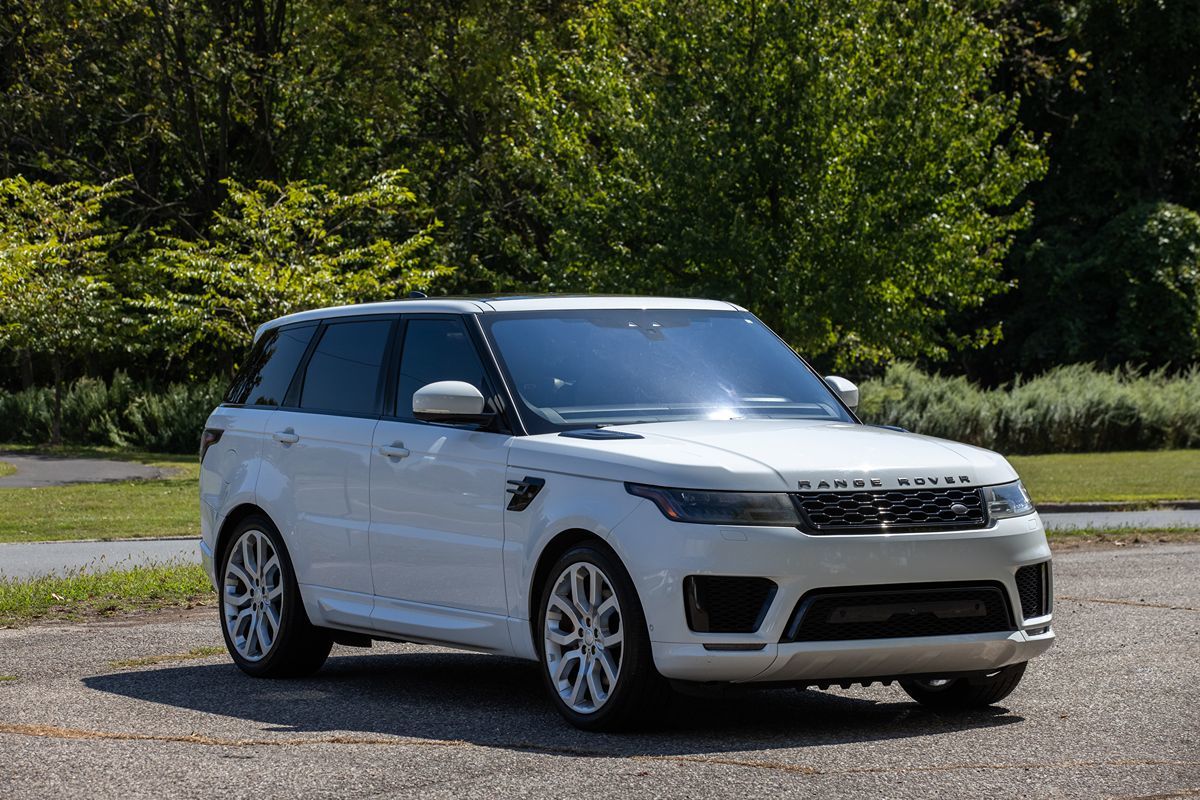 2019 Land Rover Range Rover Sport Supercharged Dynamic photo 2