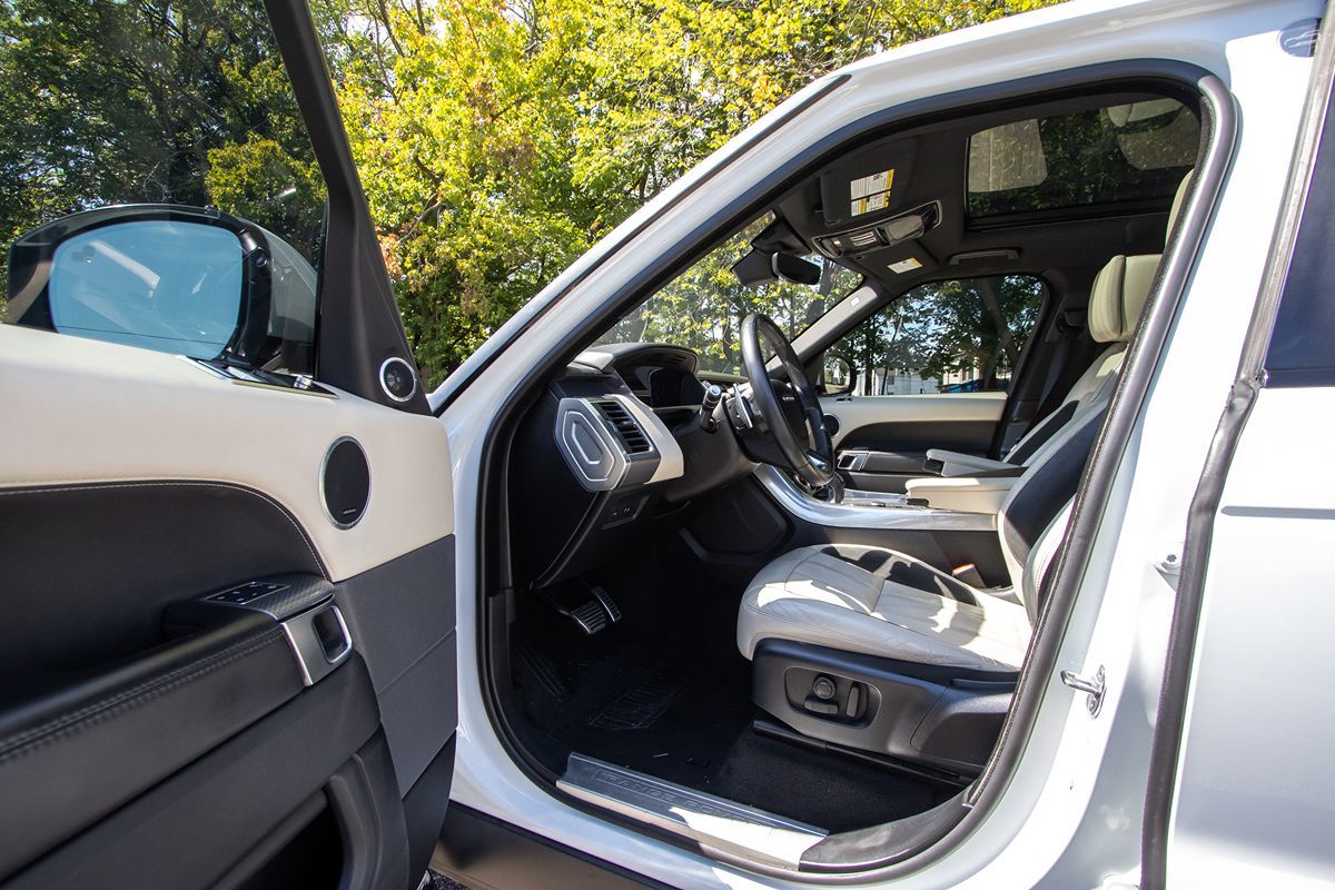 2019 Land Rover Range Rover Sport Supercharged Dynamic photo 8