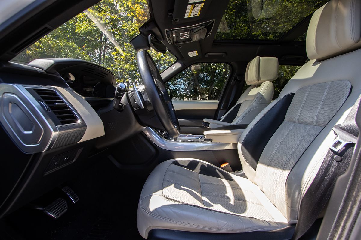 2019 Land Rover Range Rover Sport Supercharged Dynamic photo 9