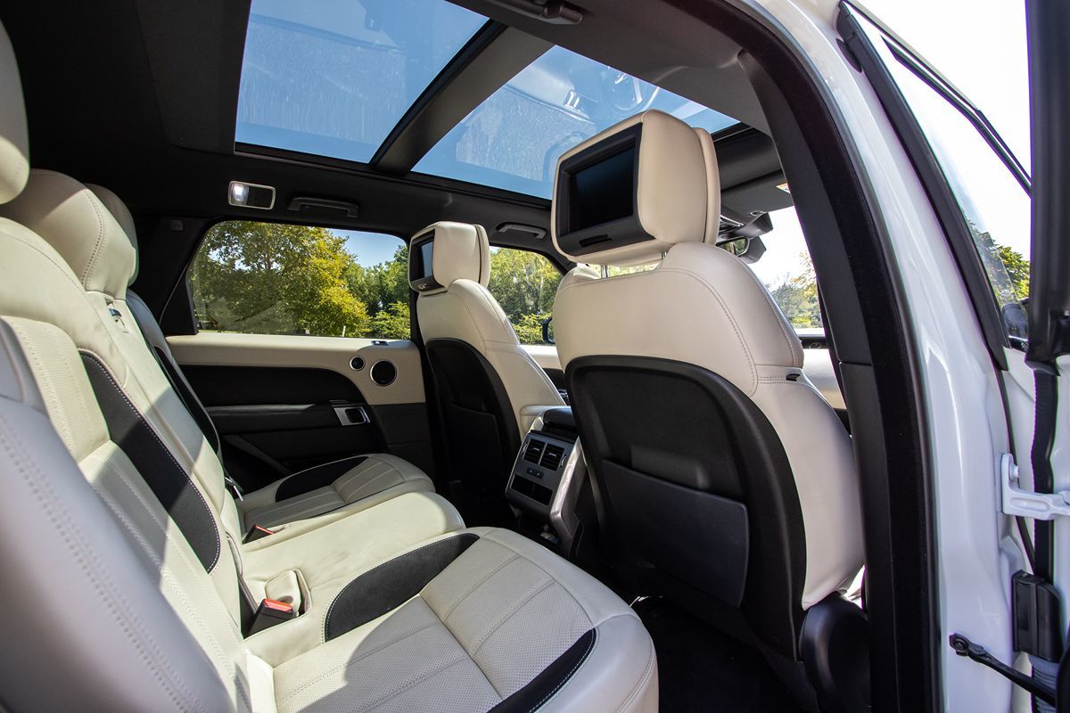 2019 Land Rover Range Rover Sport Supercharged Dynamic photo 24