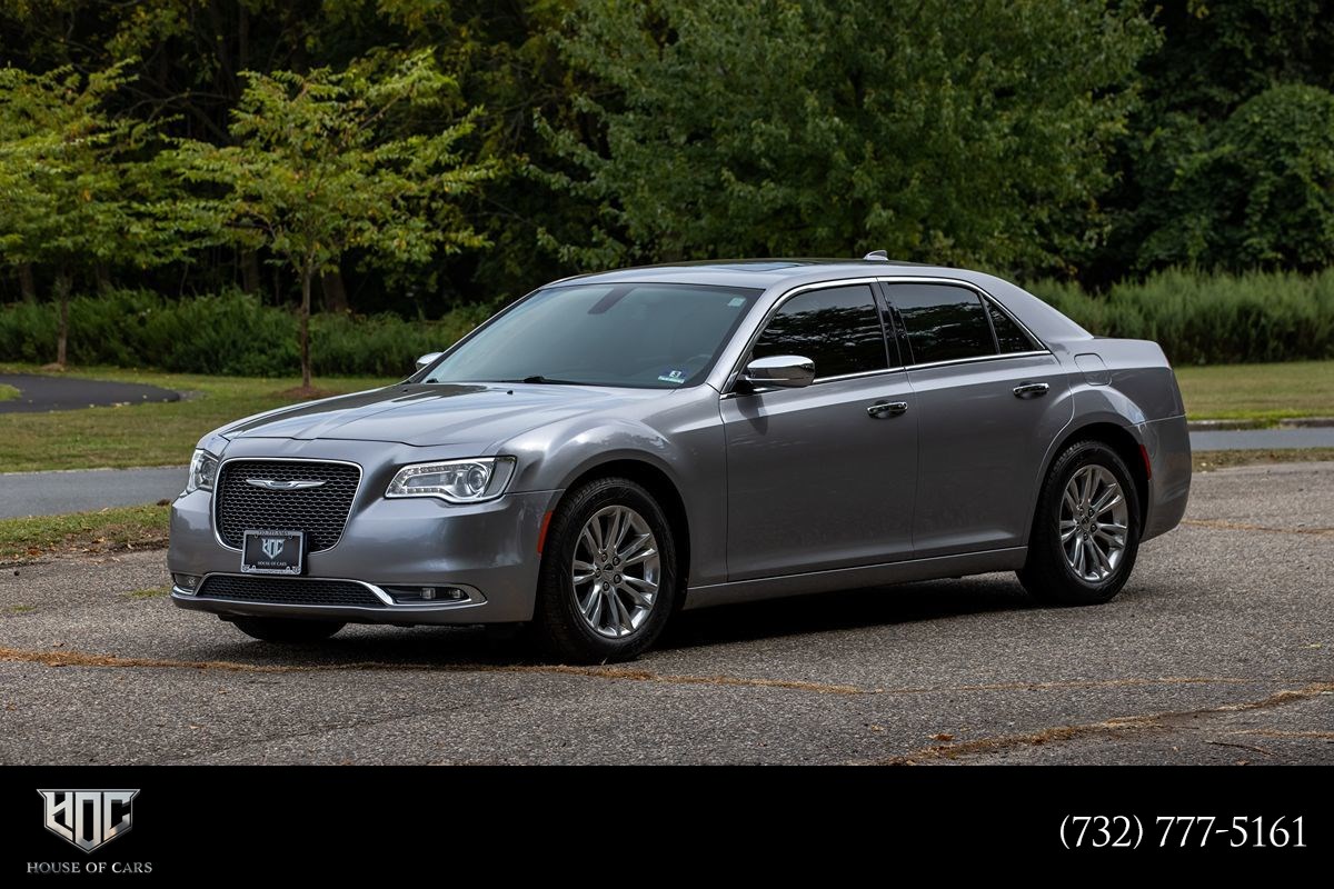 2017 Chrysler 300