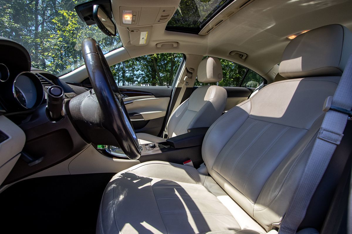 2017 Buick Envision Premium photo 9