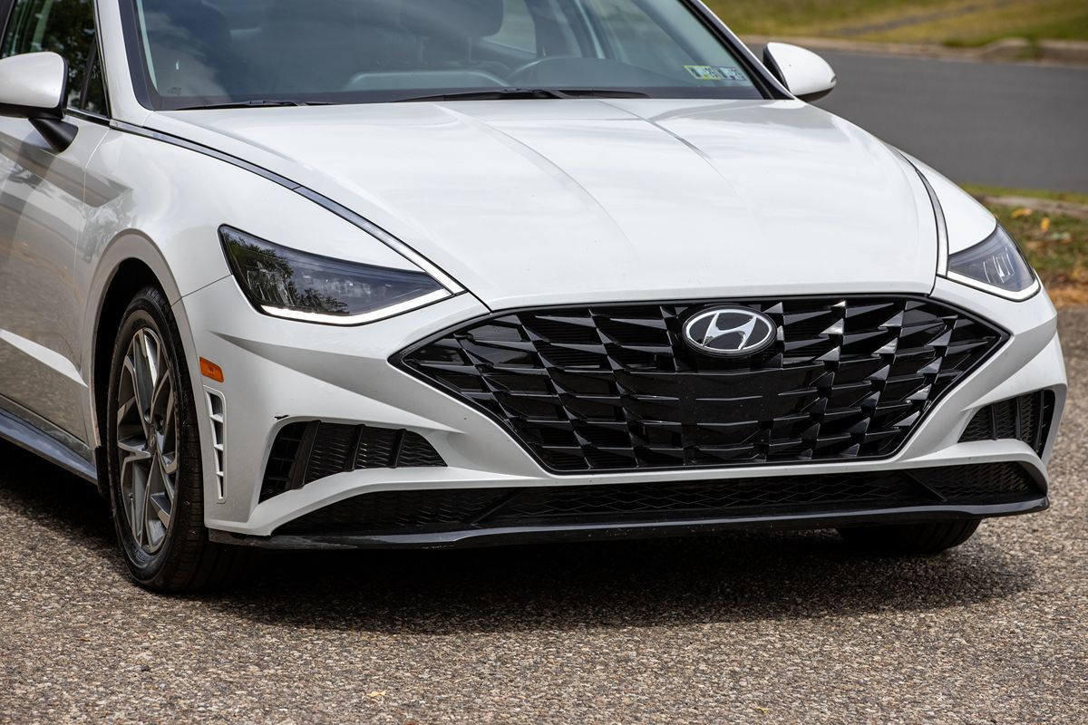 2022 Hyundai Sonata SEL Convenience N Line photo 5