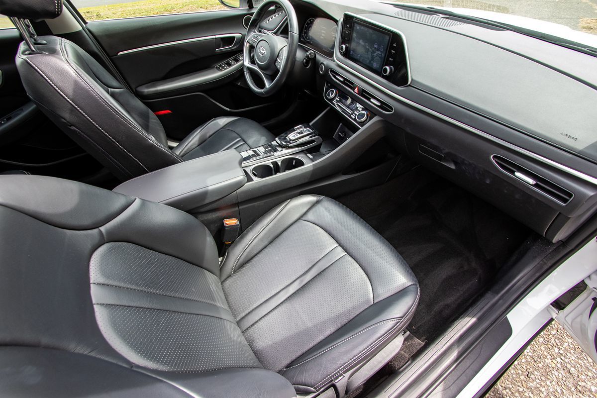 2022 Hyundai Sonata SEL Convenience N Line photo 20