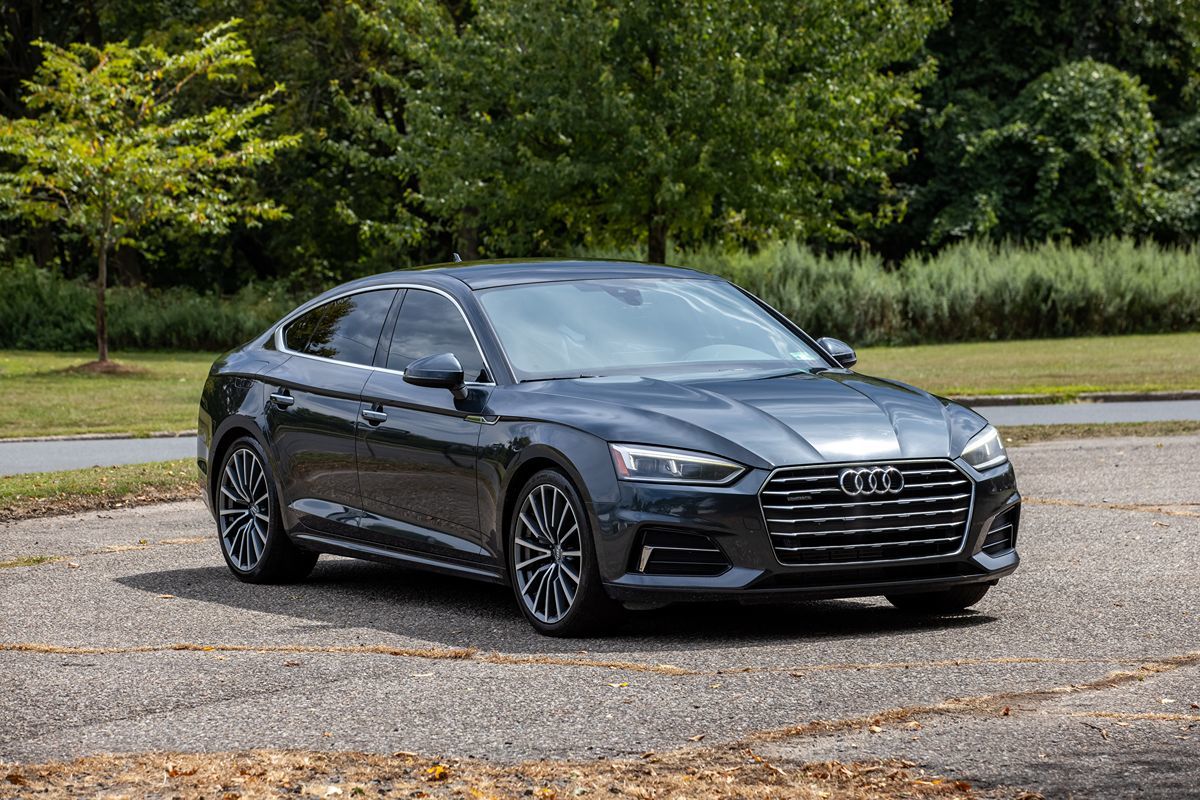 2018 Audi A5 Premium Plus Quattro photo 2