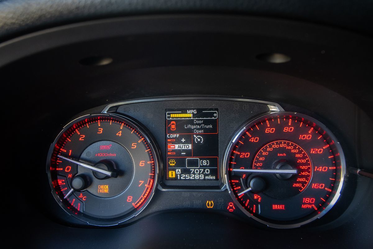 2015 Subaru WRX STI Limited photo 13