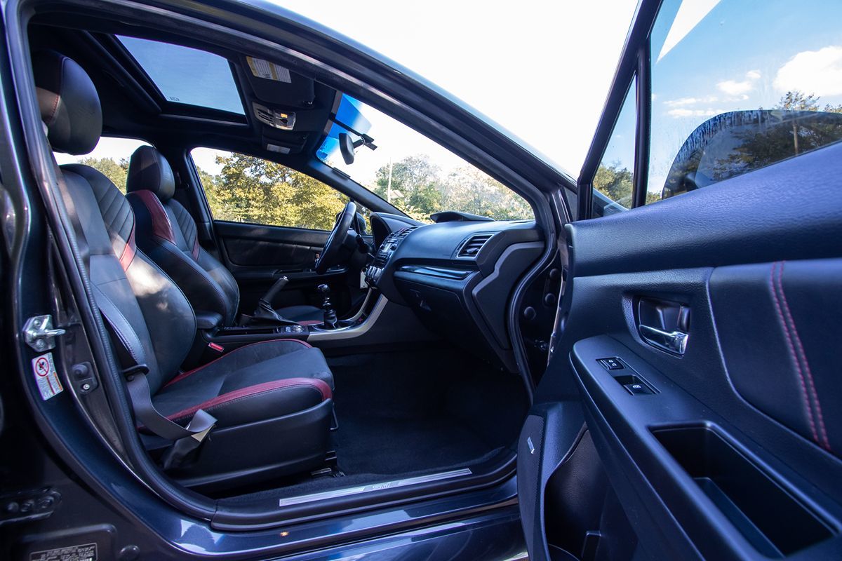 2015 Subaru WRX STI Limited photo 15