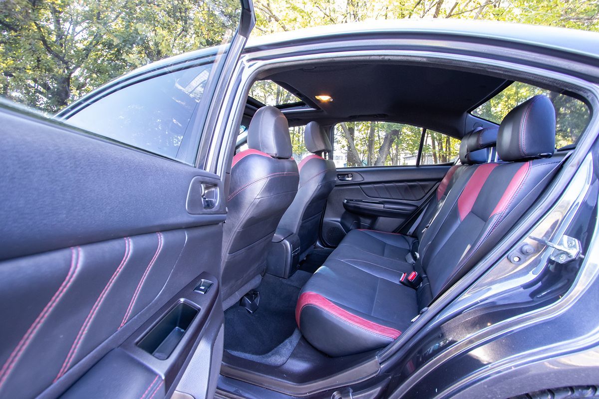 2015 Subaru WRX STI Limited photo 23
