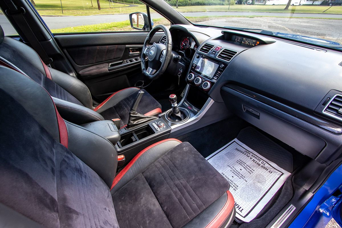 2017 Subaru WRX STI photo 18
