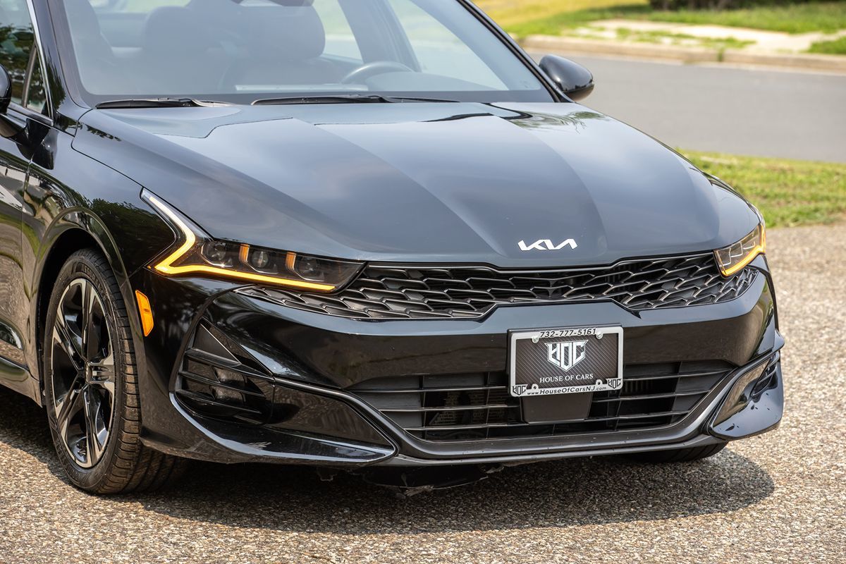 2022 Kia K5 GT-Line photo 6