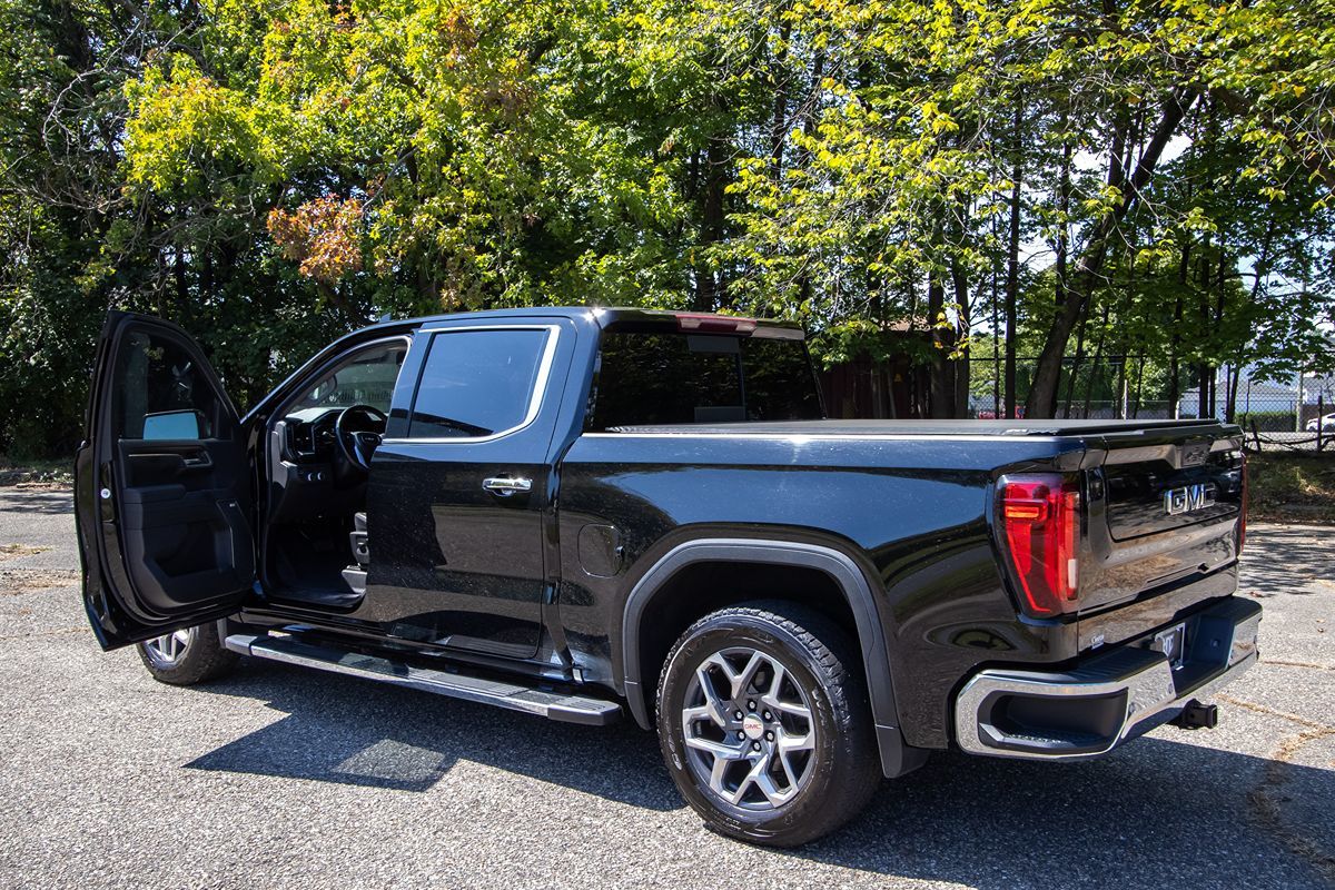 2022 Gmc Sierra 1500 SLT photo 7