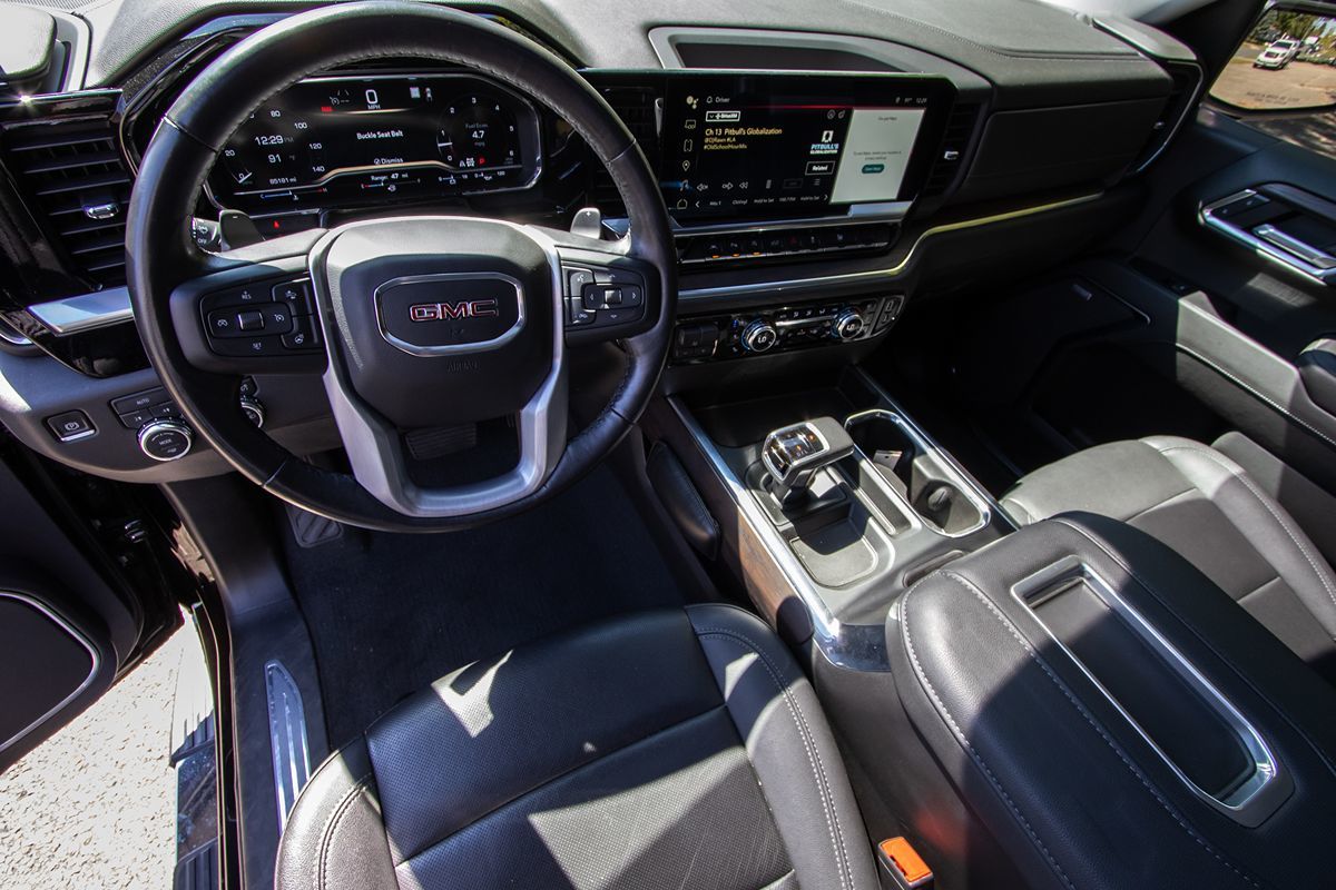 2022 Gmc Sierra 1500 SLT photo 12