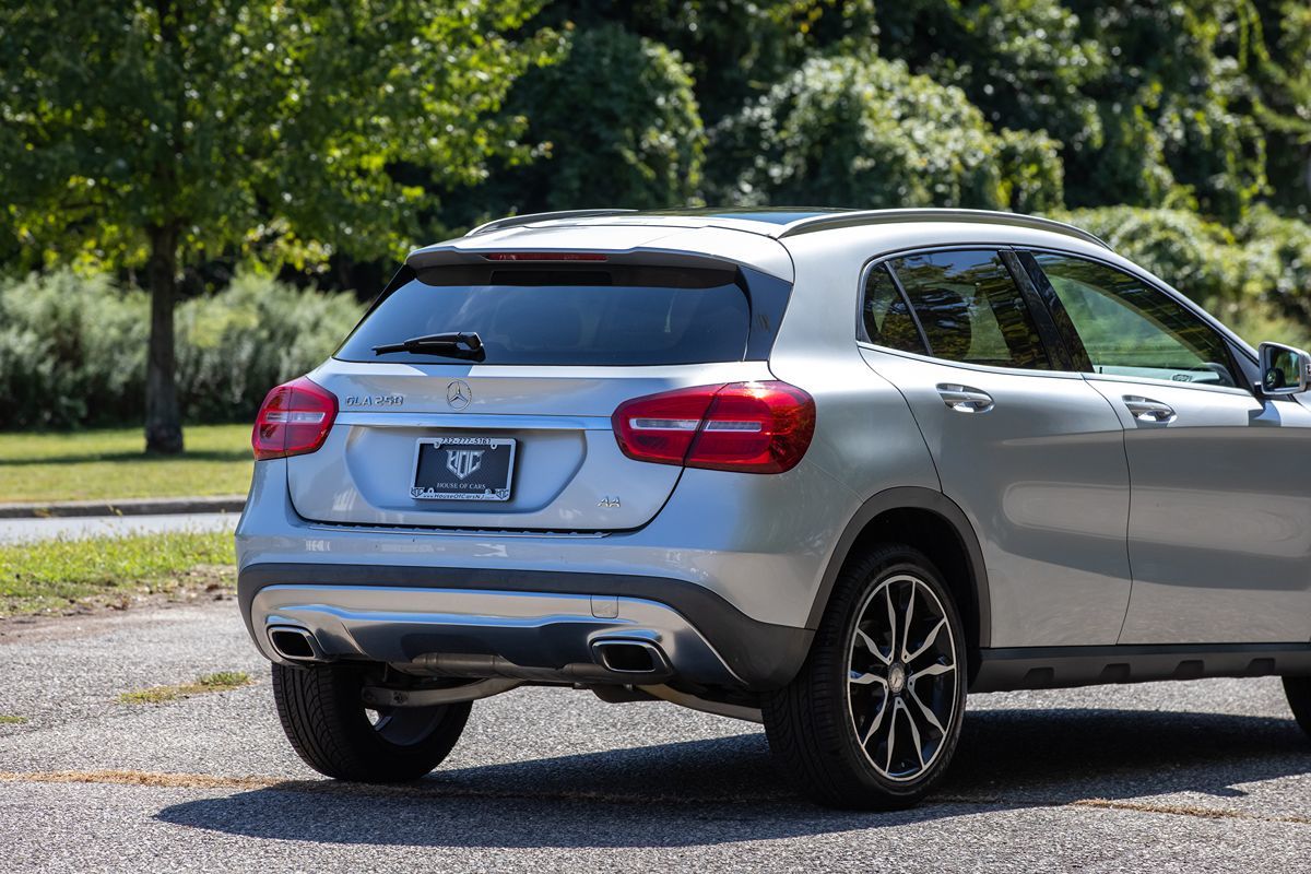 2015 Mercedes Benz GLA 250 photo 5