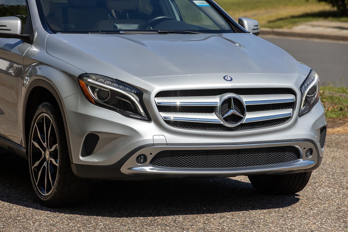 2015 Mercedes Benz GLA 250 photo 6