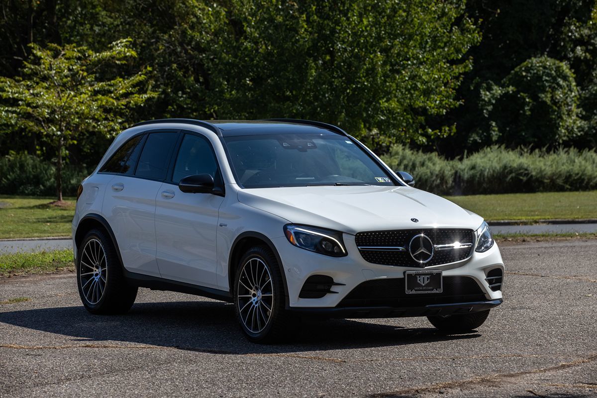 2018 Mercedes Benz GLC AMG 43 4MATIC photo 2