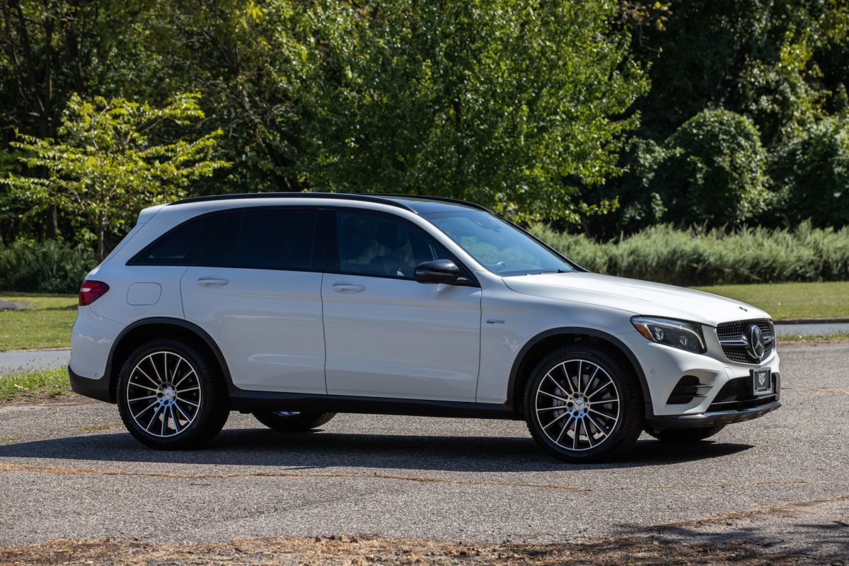 2018 Mercedes Benz GLC AMG 43 4MATIC photo 3