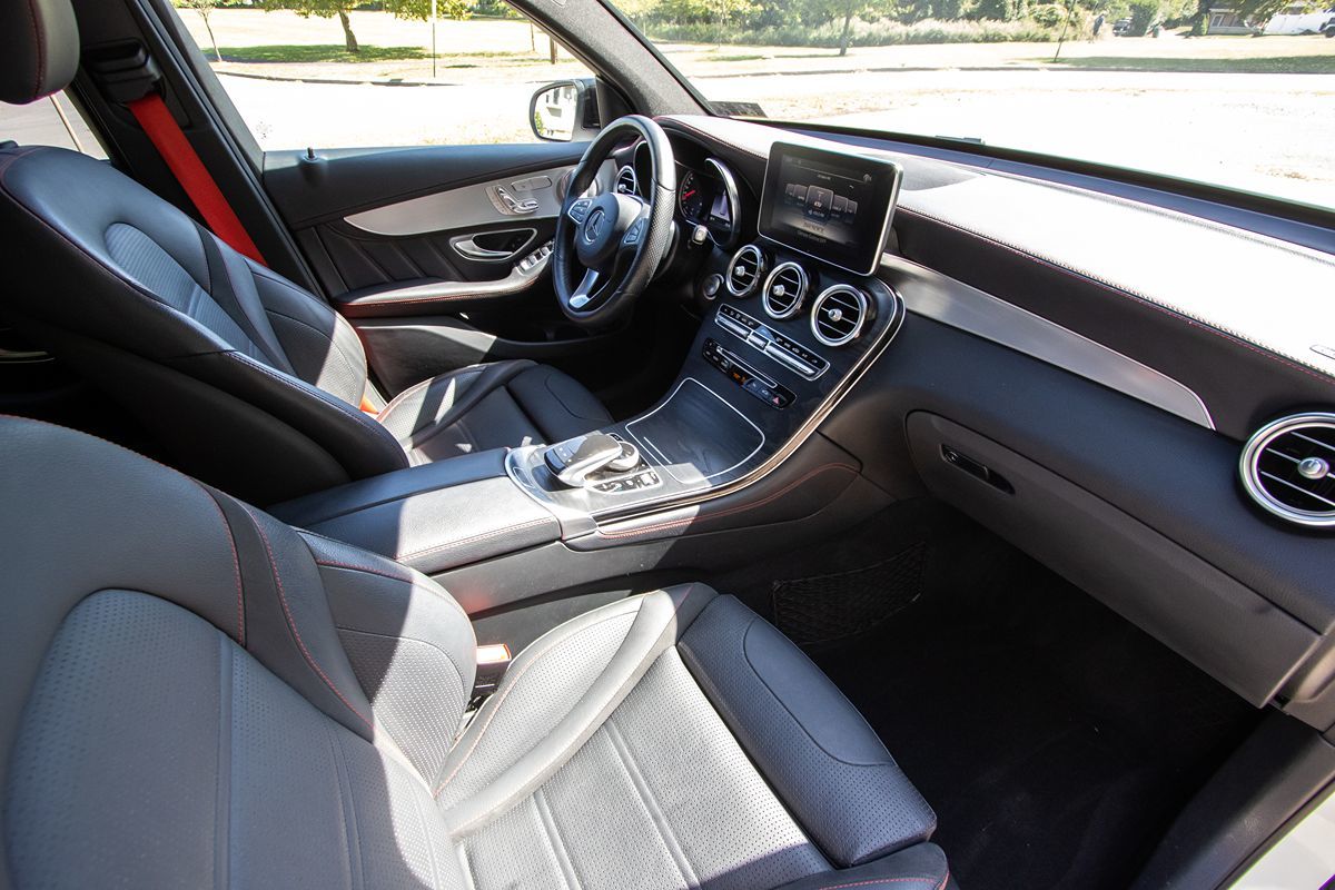 2018 Mercedes Benz GLC AMG 43 4MATIC photo 21