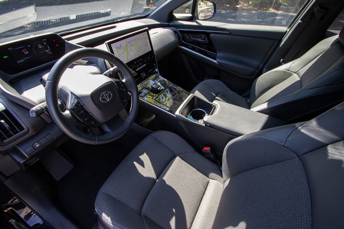 2023 Toyota bZ4X XLE photo 10