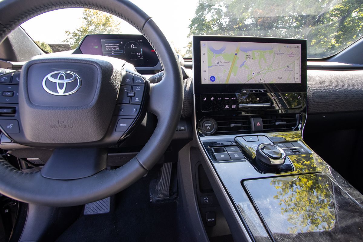 2023 Toyota bZ4X XLE photo 13