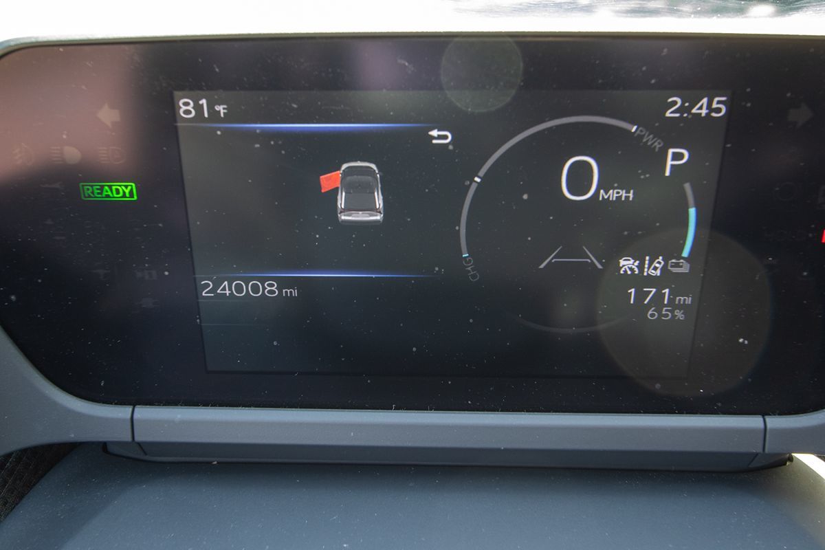 2023 Toyota bZ4X XLE photo 14